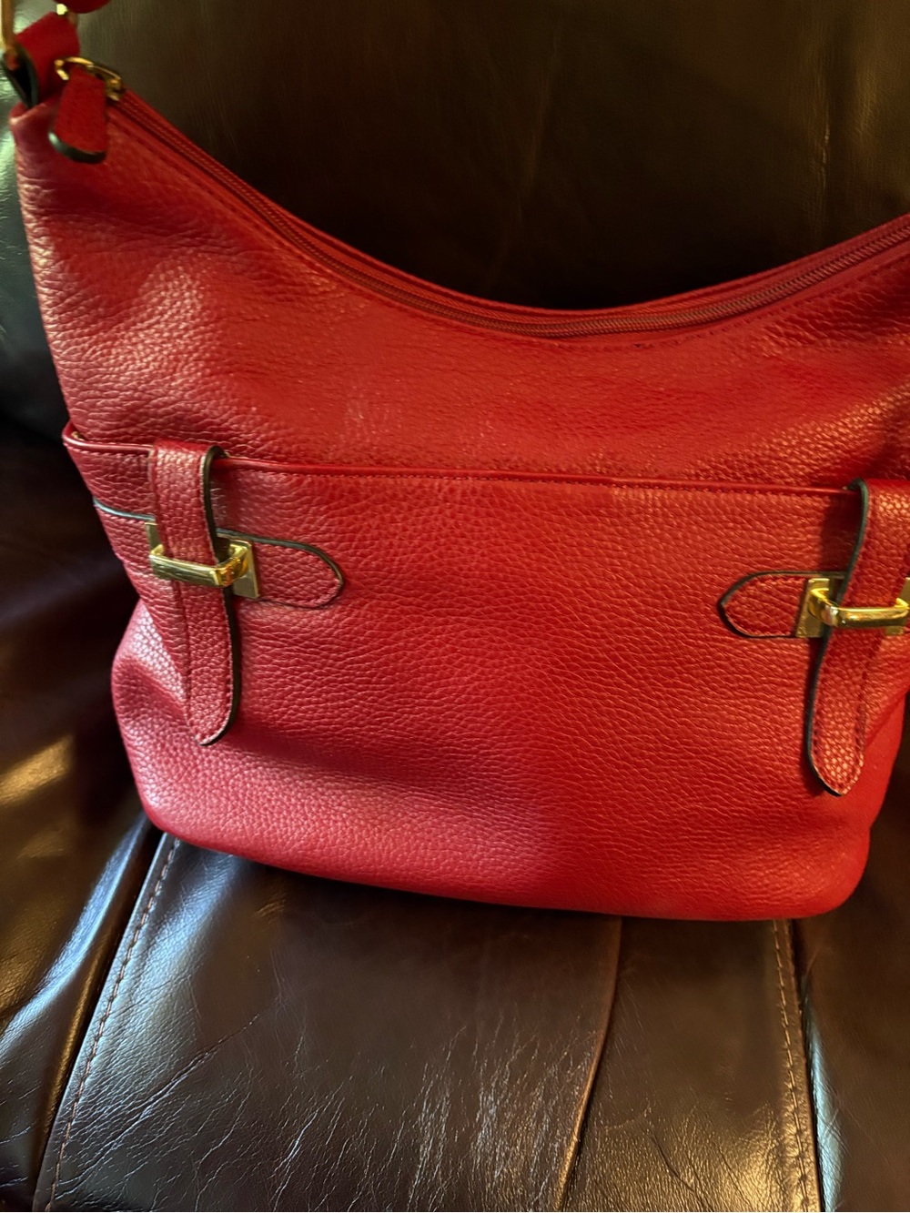 Classic Red Leather Shoulder Bag  Giani Bernini